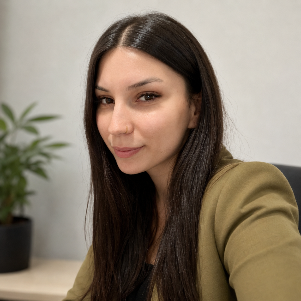 Esra Ikiz