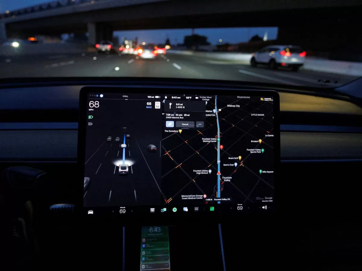 Tesla Autopilot: 76-jährige Frau stirbt bei Unfall in Texas