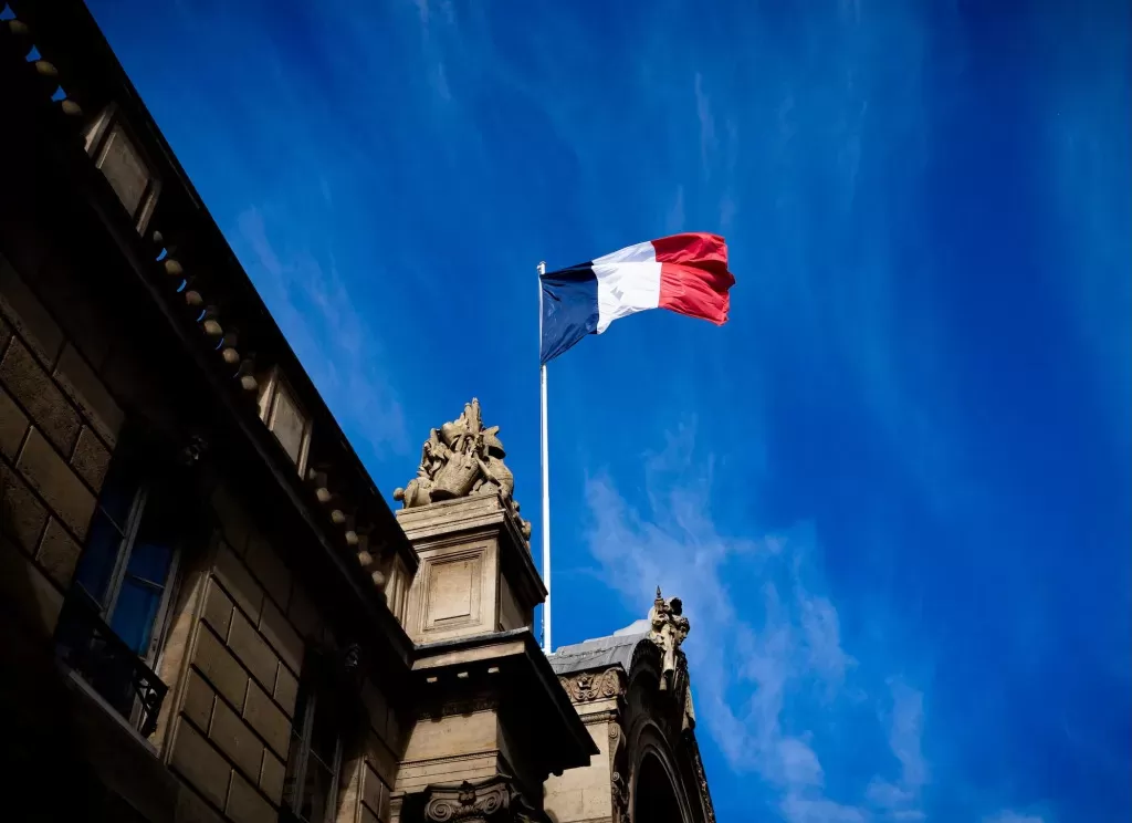 Frankreich beginnt mit der Umstellung seiner Regierungssysteme von Windows auf Linux