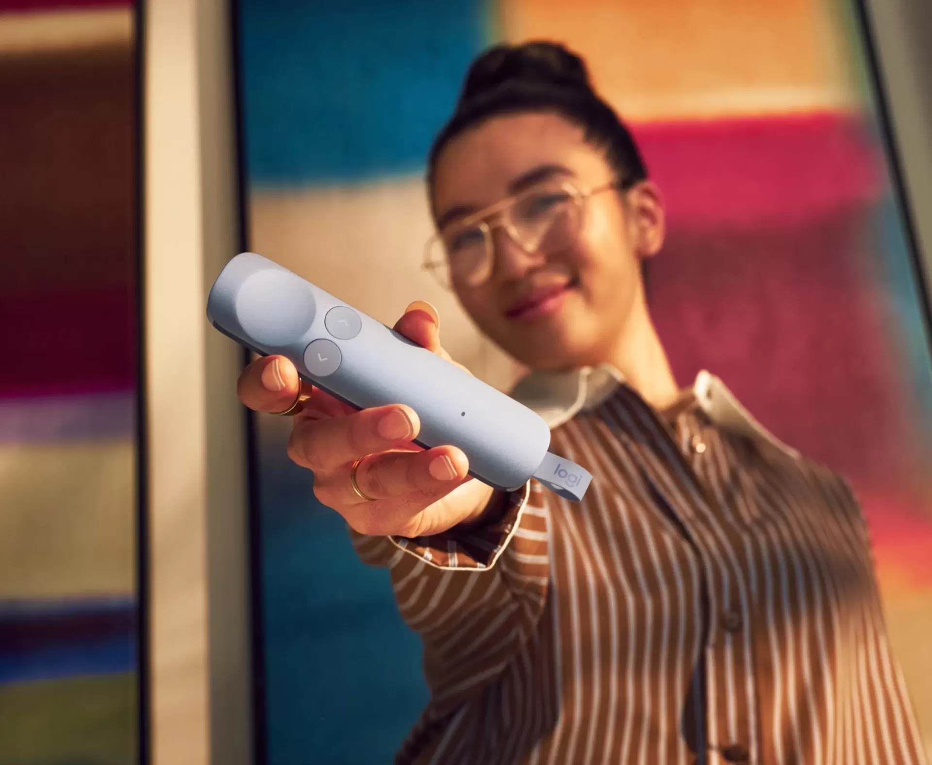 Logitech Spotlight 2 Mit Laser Und Haptik Vorgestellt