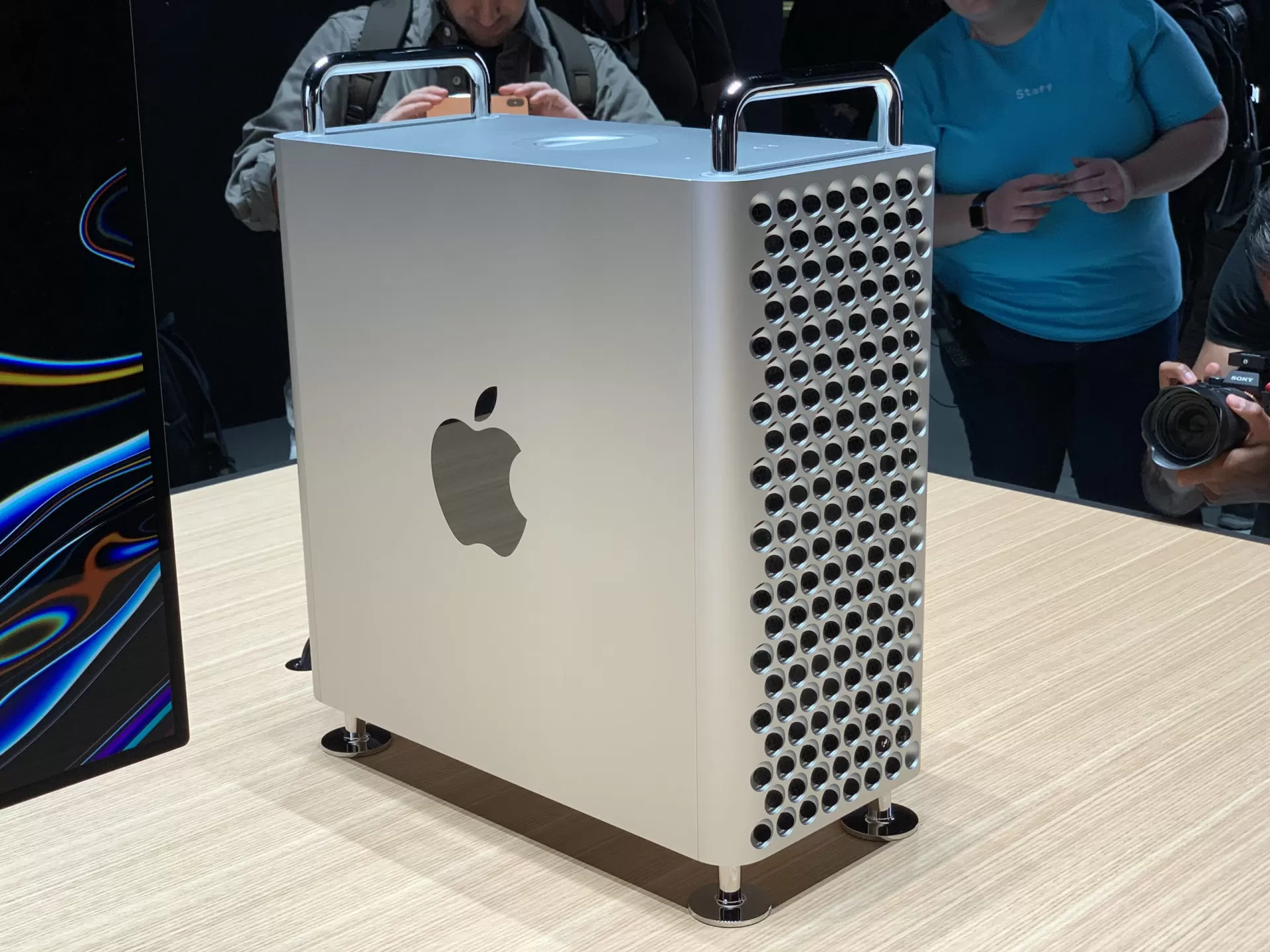 Mac Pro sollte deutlich leistungsfähiger als der Mac Studio werden