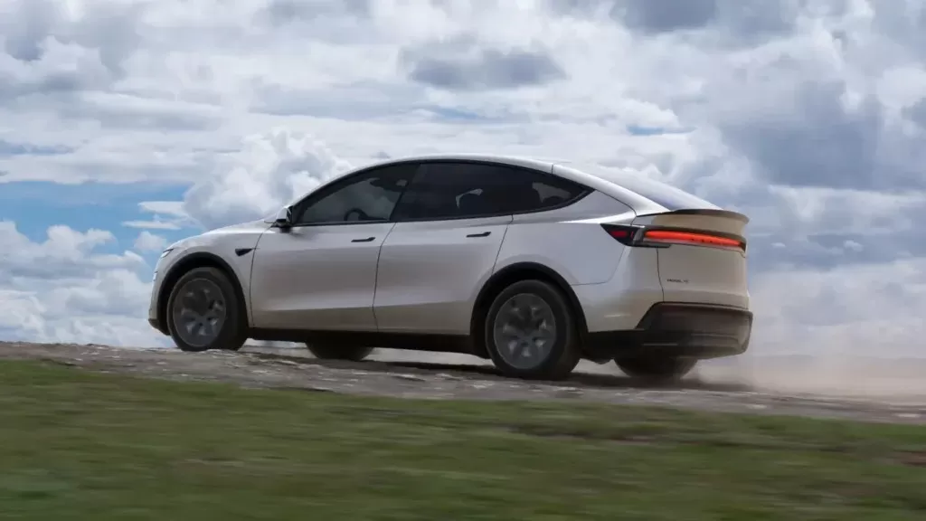 Tesla Model Y L startet in den USA mit sechs Sitzen